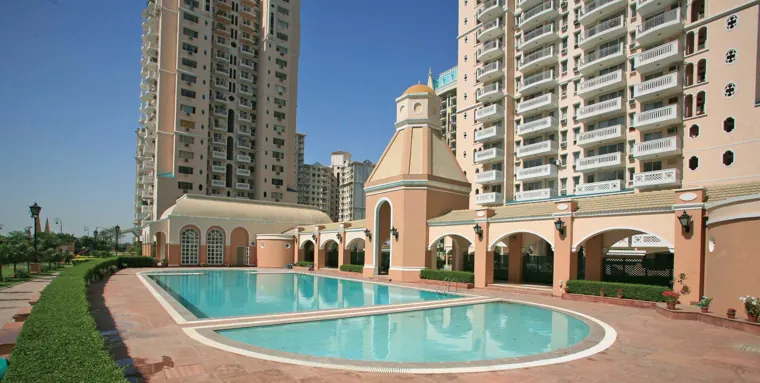 DLF Trinity Towers, photo 2